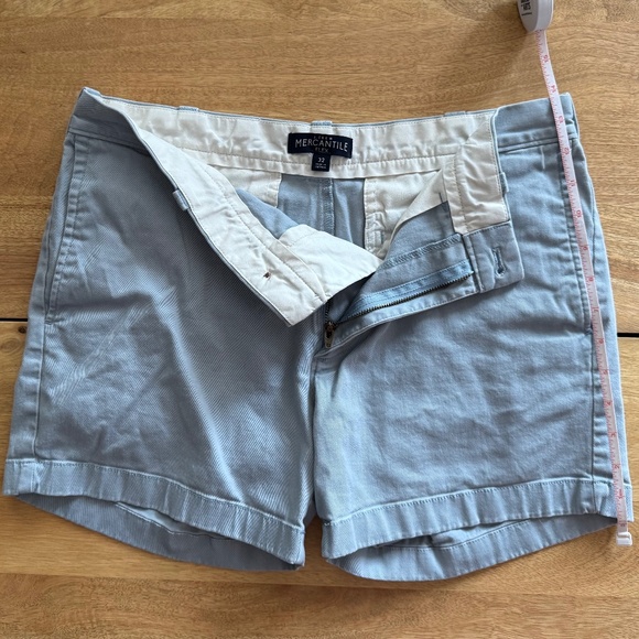 J. Crew | 32W | 5" Shorts - Picture 4 of 7
